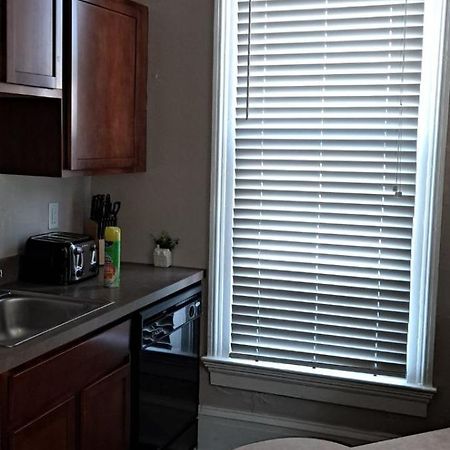 Beautiful Downstairs 1Bed 1Bth Charmer- Pet Friendly Michigan City Extérieur photo