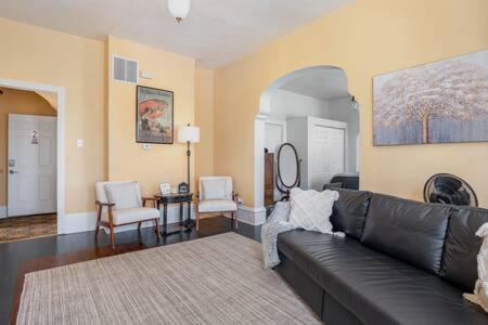 Beautiful Downstairs 1Bed 1Bth Charmer- Pet Friendly Michigan City Extérieur photo