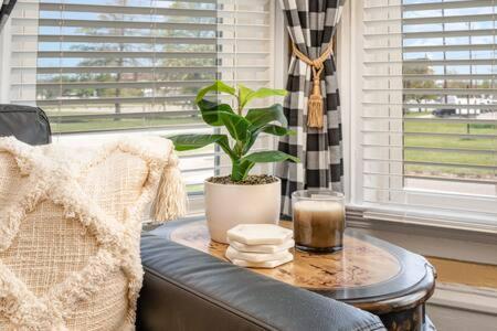 Beautiful Downstairs 1Bed 1Bth Charmer- Pet Friendly Michigan City Extérieur photo