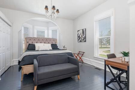 Beautiful Downstairs 1Bed 1Bth Charmer- Pet Friendly Michigan City Extérieur photo
